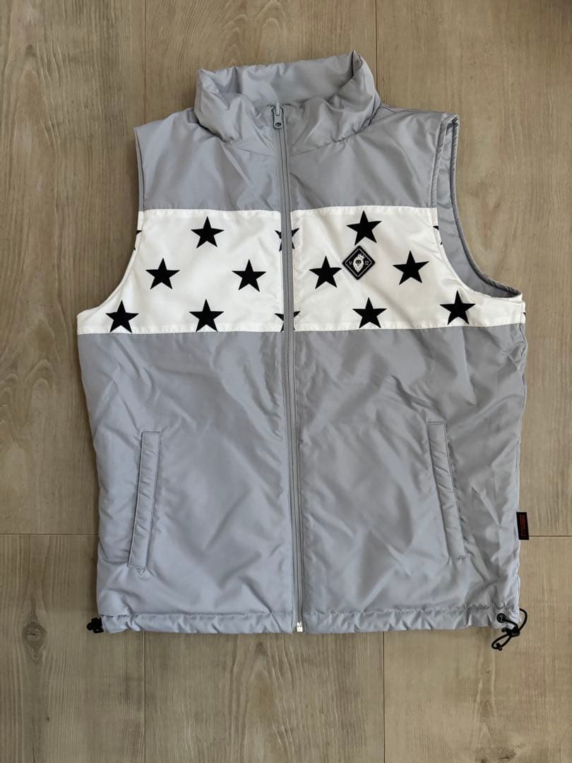 V12ゴルフ　メンズ　リバーシブルダウンベスト