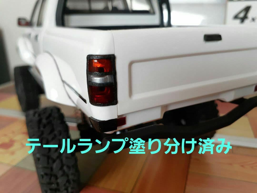 【各部塗り分け済み】WPL JAPAN C64-1 ハイラックスダブルピック 白