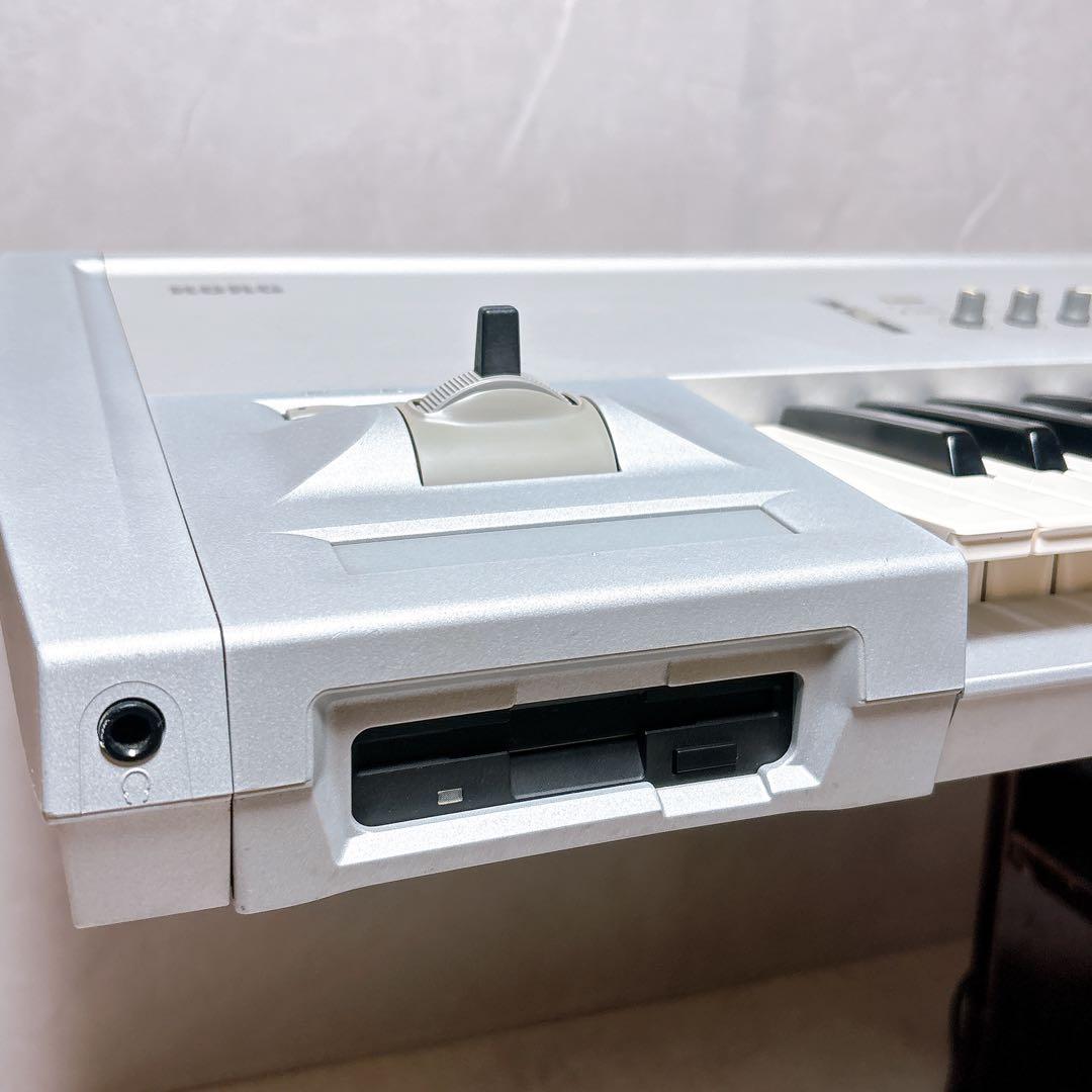 【希少・稼働品】KORG TRITON pro 76鍵盤 シンセサイザー