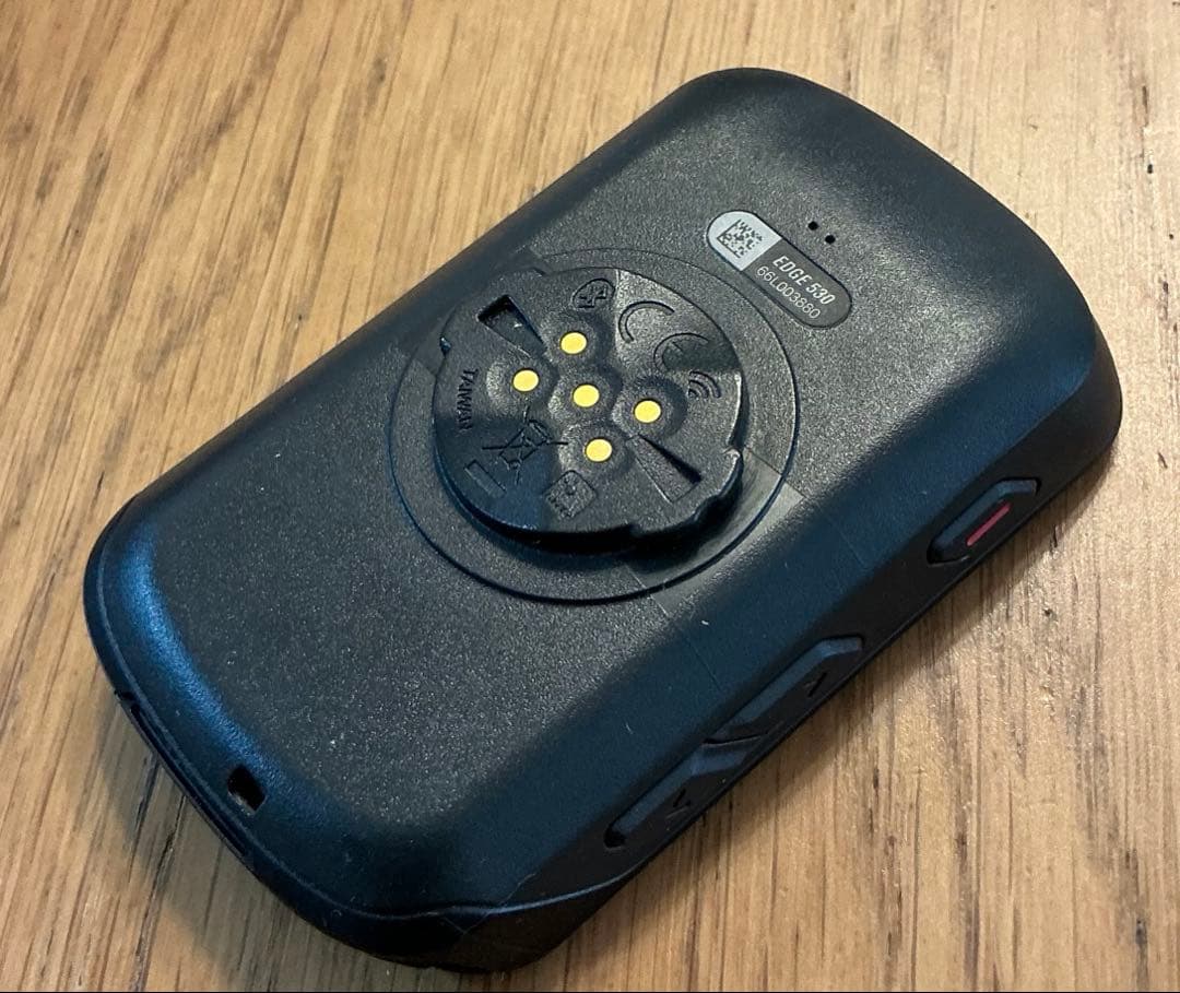 GARMIN EDGE 530 サイクルコンピューター　本体（シリコンケース付）