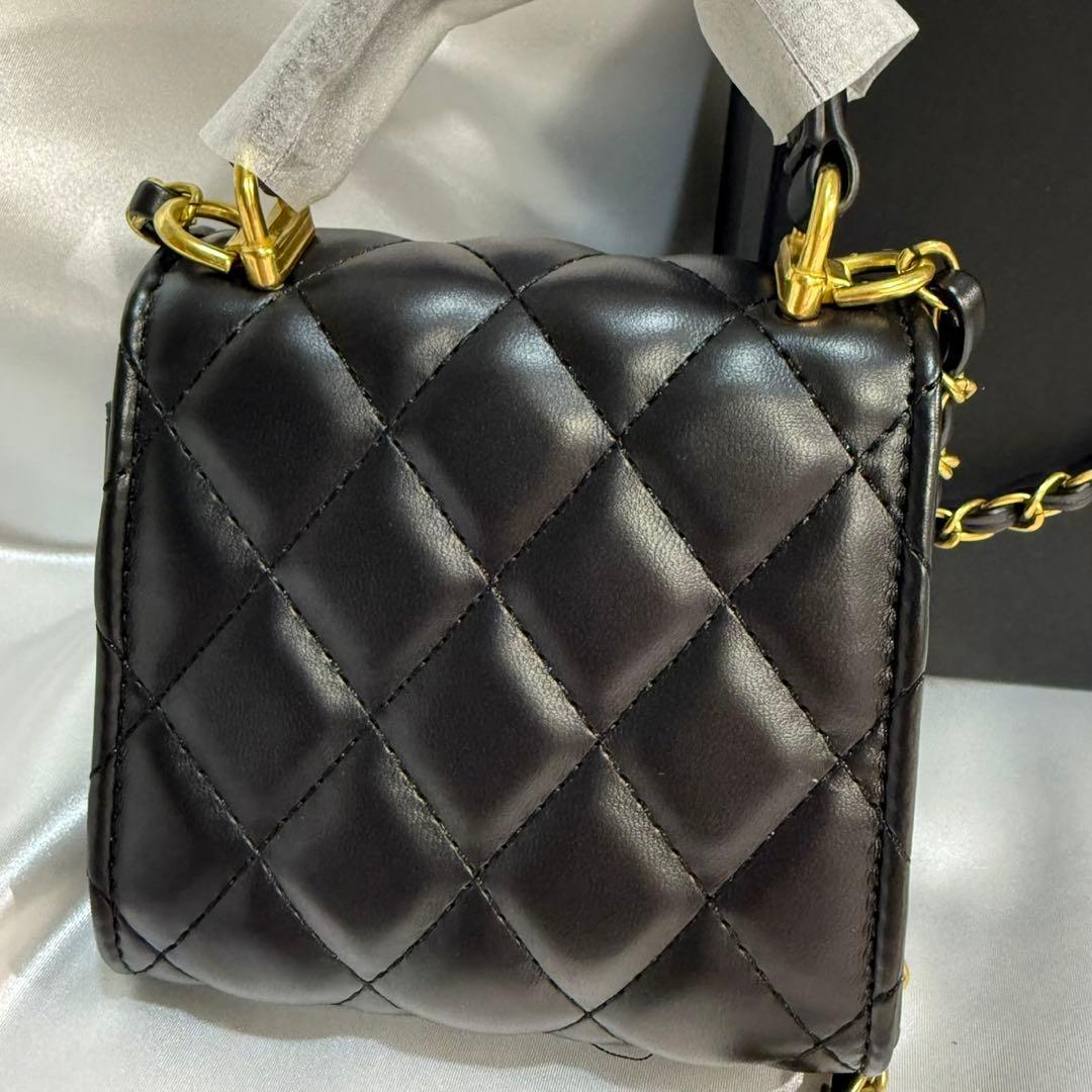 CHANELノベルティバック