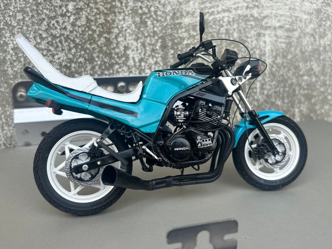 CBR400F完成品