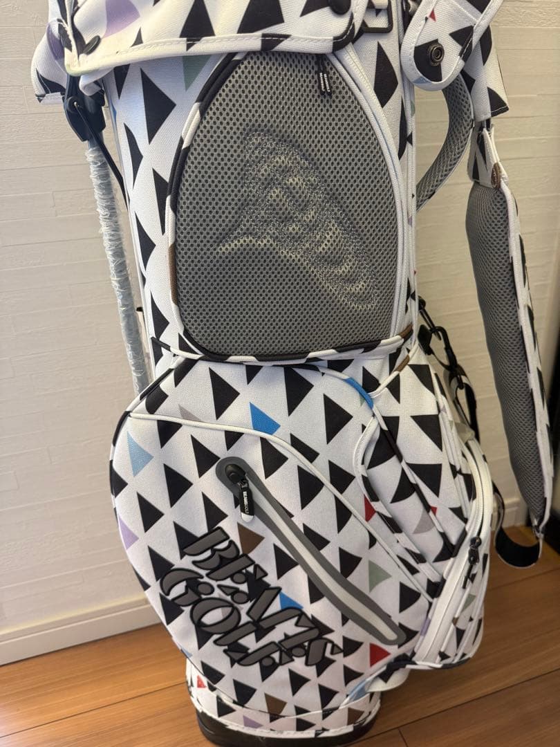 【新品未使用】BEAMSゴルフのキャディバッグ