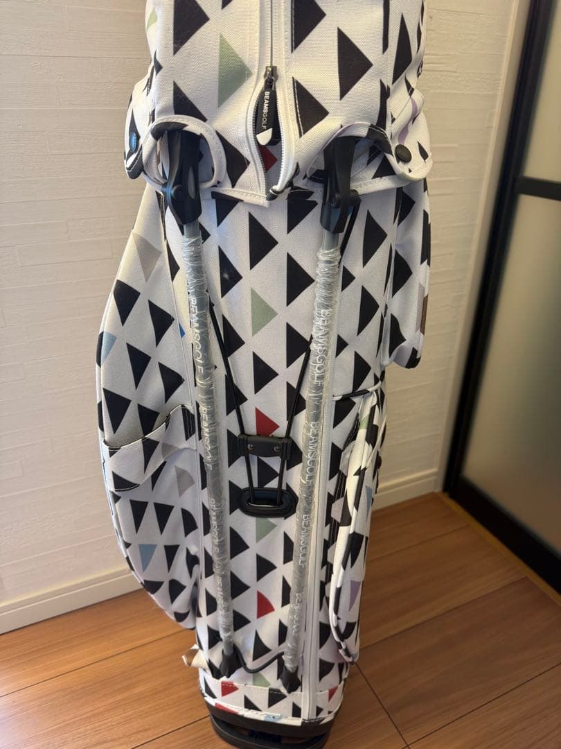 【新品未使用】BEAMSゴルフのキャディバッグ