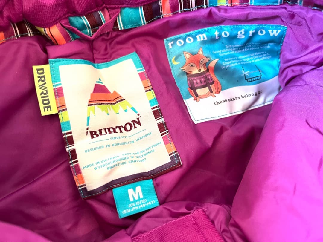 【青天時2回のみ使用の超美品】バートン ウェア キッズM（グローブ付）