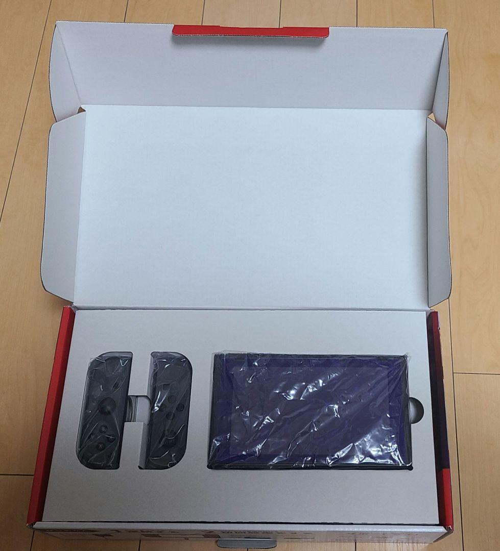 ニンテンドースイッチ本体 ブラック セット(箱、キャリングケース、SDカード付)