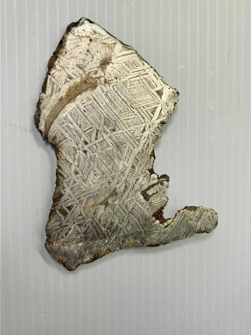 ※超レア アルタイ隕石 本物 126.1g 鉄隕石 原石 断片 破片 宇宙パワー