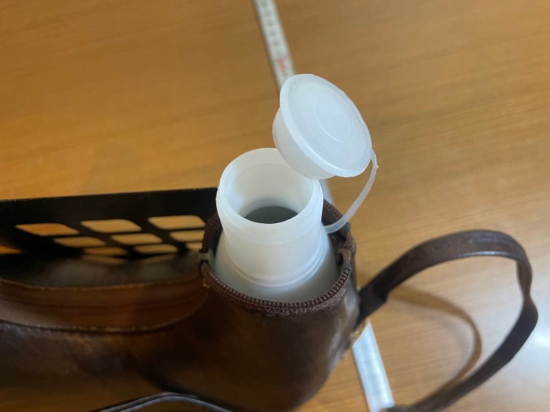 ビンテージ　革製　水筒　ショルダーバック