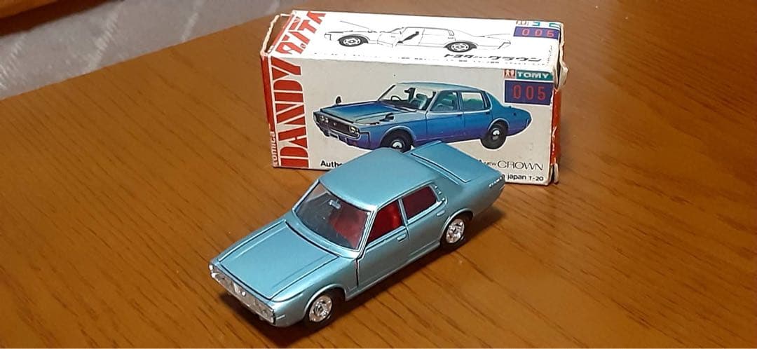トミカダンディ　4台セット　クラウン　ロードペーサー　セドリック