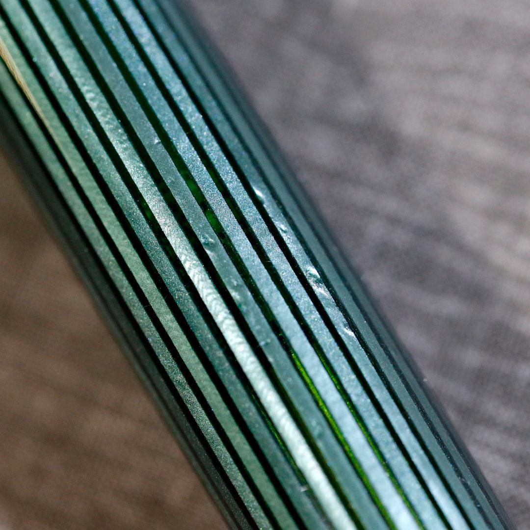 【レア限定品】ペリカン 万年筆 Ｍ８００ 丸善１２０周年記念 スーベレーン 緑縞