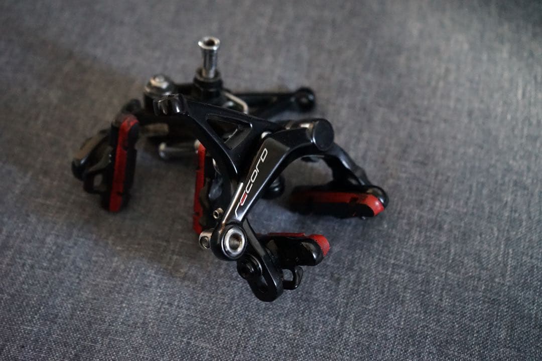 Campagnolo Record キャリパーブレーキ ブラック/レッド