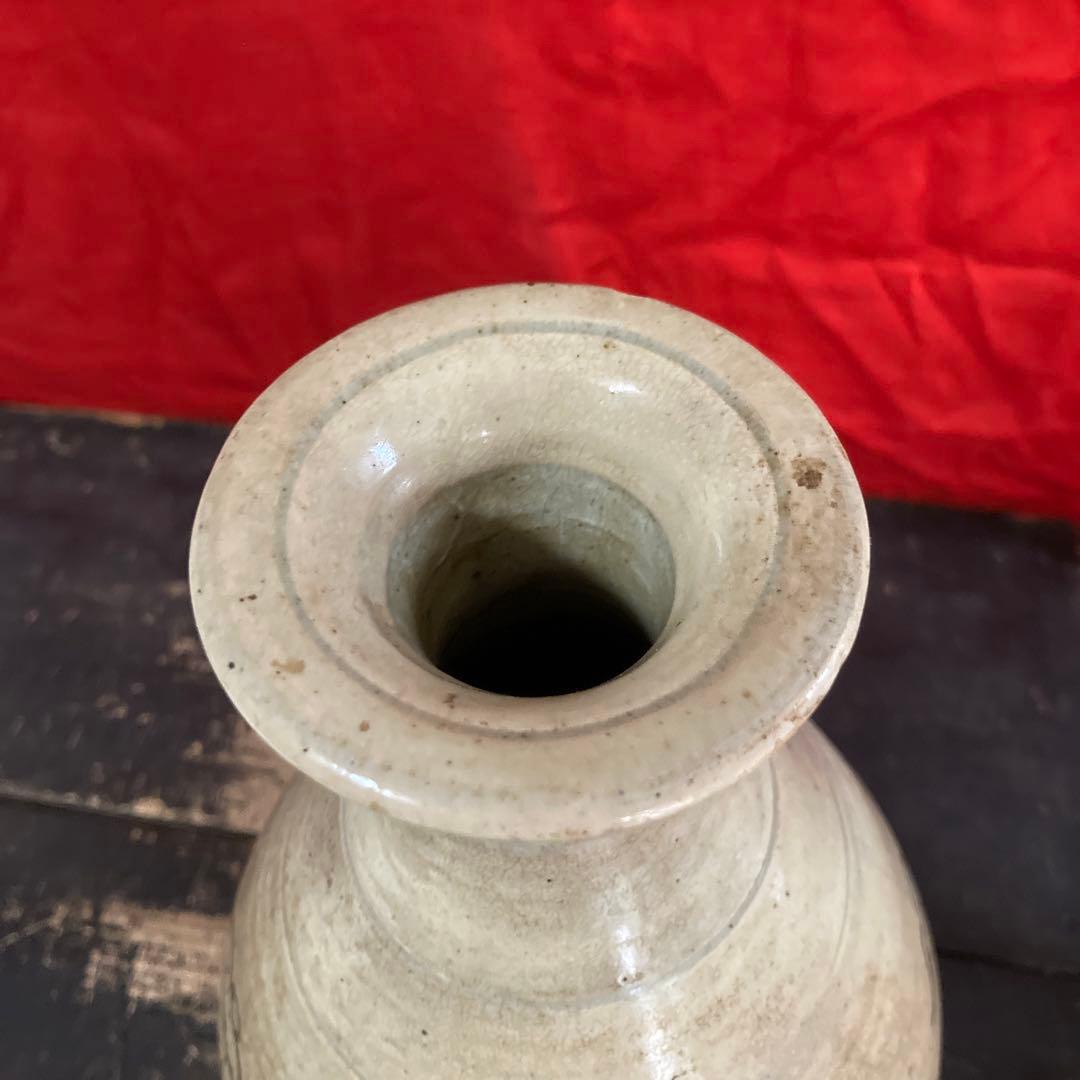 李朝　粉青沙器　白地鉄絵　瓶　徳利　魚水草文　　 鶏龍山