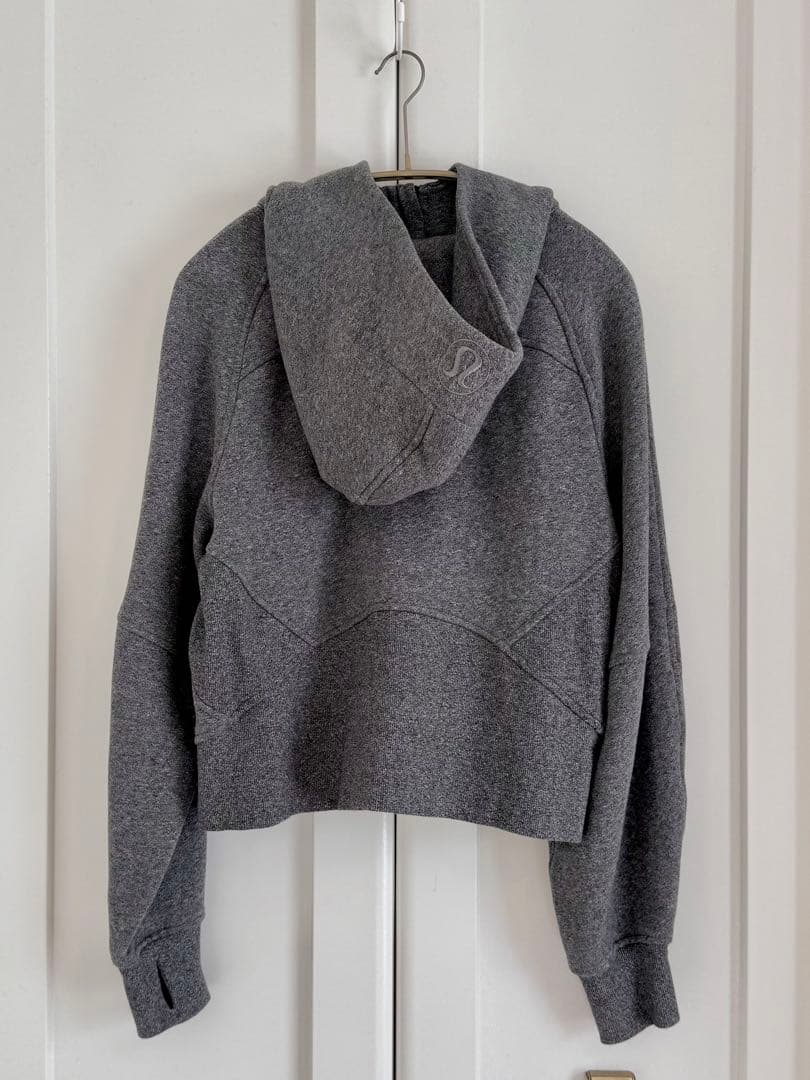 ルルレモン フーディー ヨガ グレー