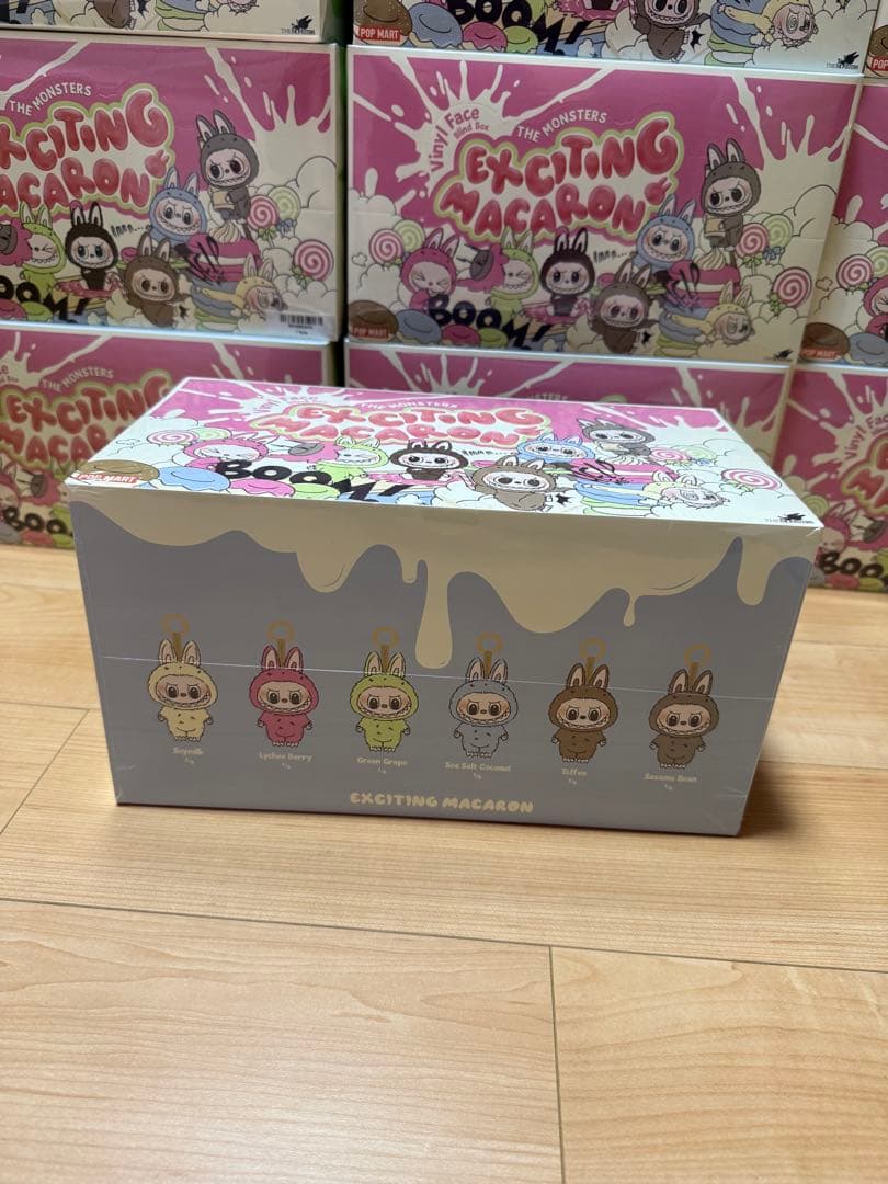 THE MONSTERS Exciting Macaron ぬいぐるみ 1セット