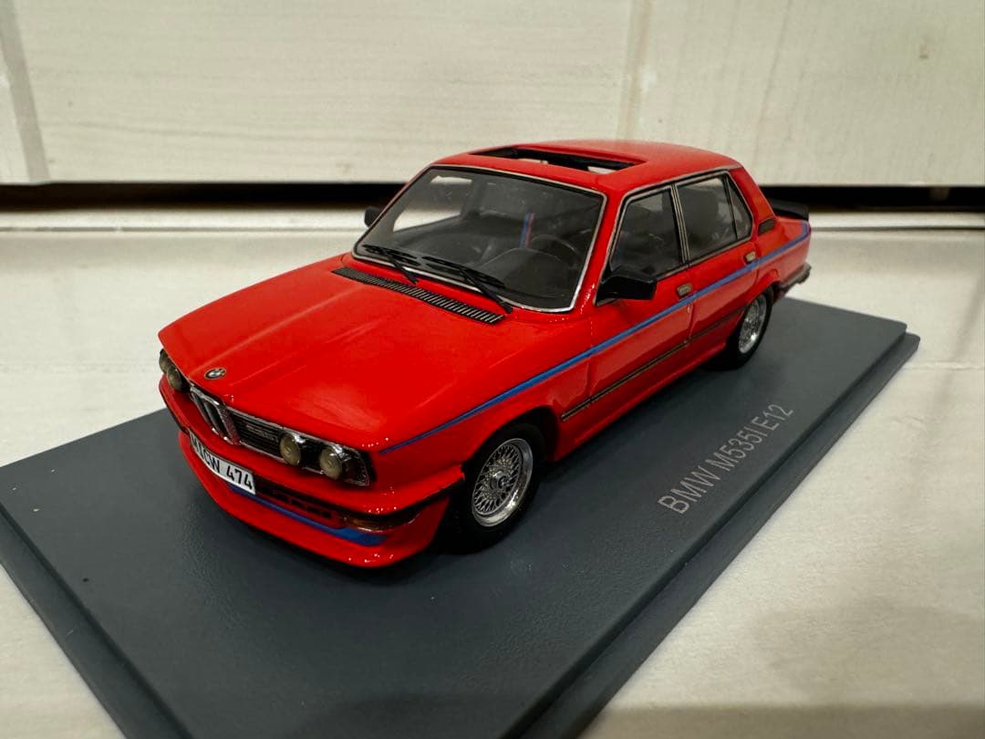 激レア  M535i E12 ミニカー Neo scale ネオ 1/43