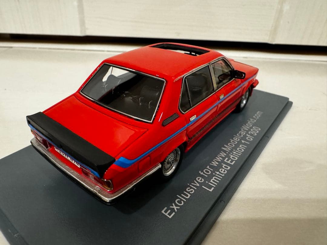 激レア  M535i E12 ミニカー Neo scale ネオ 1/43