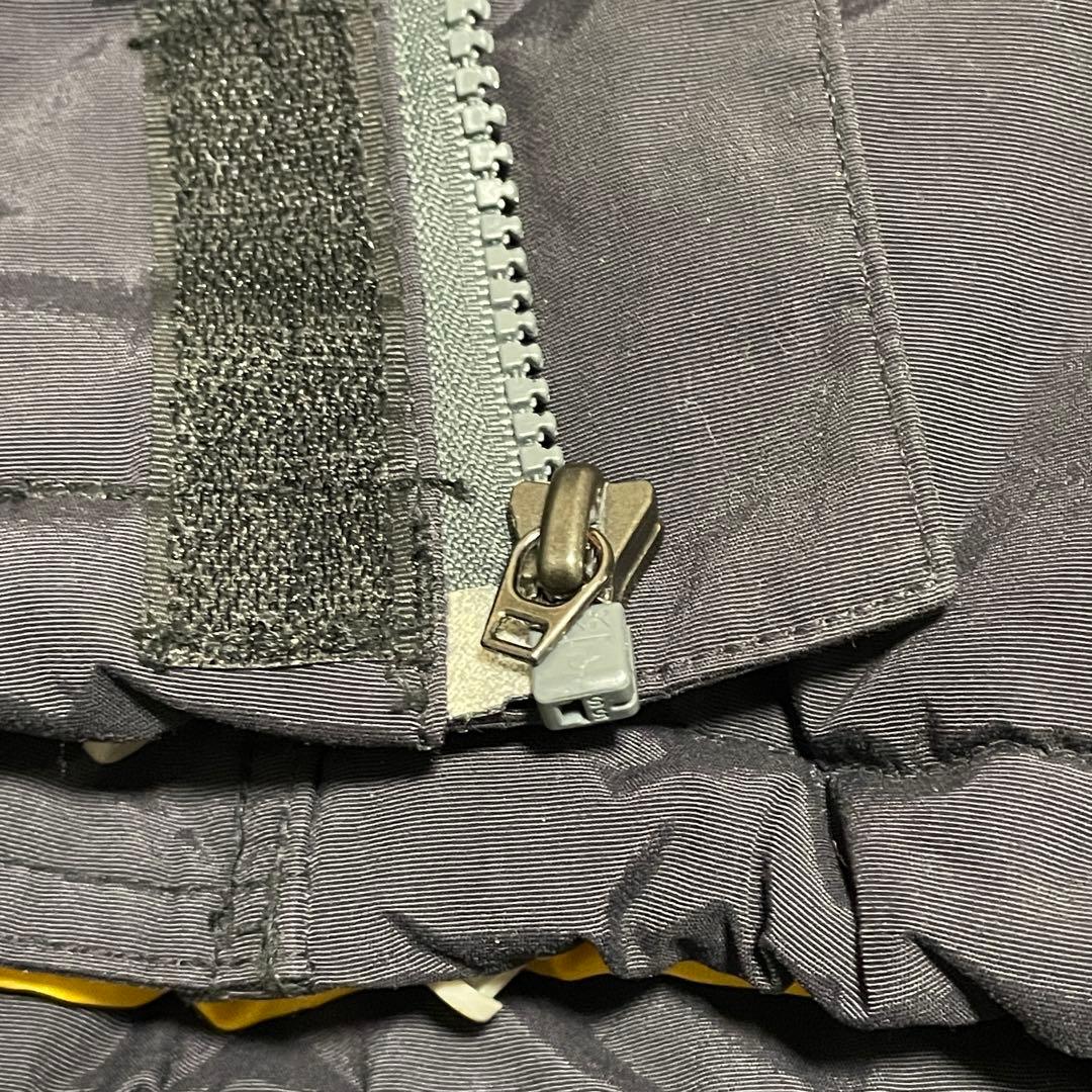 Burtonバートンスキーウェアスノーボードジャケットブルゾン紺ネイビー刺繍ロゴ