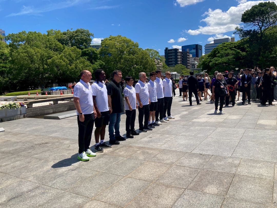 【ロナウジーニョ・ジーコ・中田英寿サイン入り】