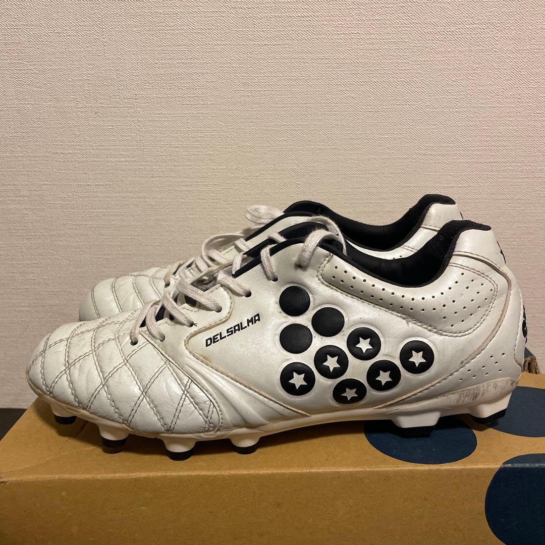 svoline ホワイト サッカーシューズ