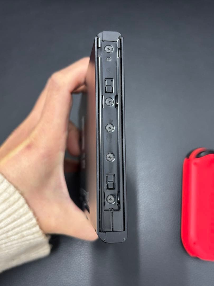 Nintendo Switch本体➕おまけ ソフト１個