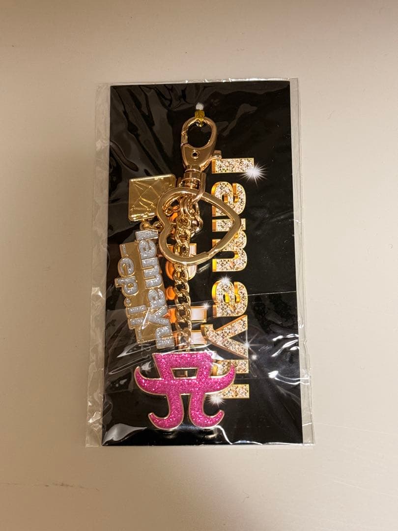 ［新品］浜崎あゆみ Aロゴ チャーム