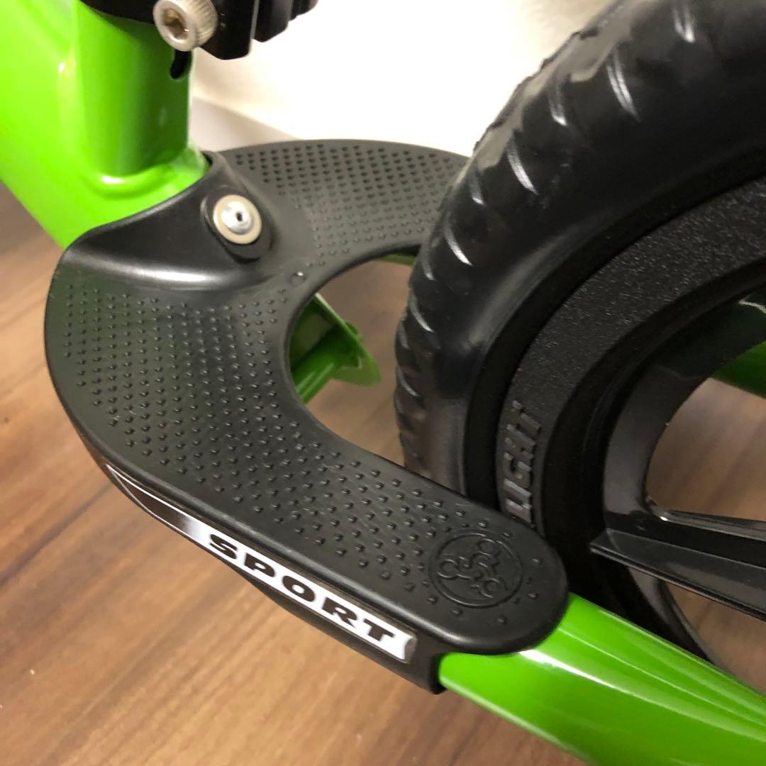 ほぼ未使用 ストライダー STRIDER12バランスバイク SPORTグリーン