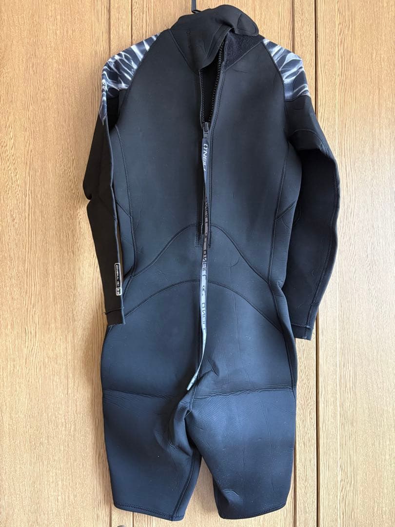 O'Neill ブラック ロングスプリング