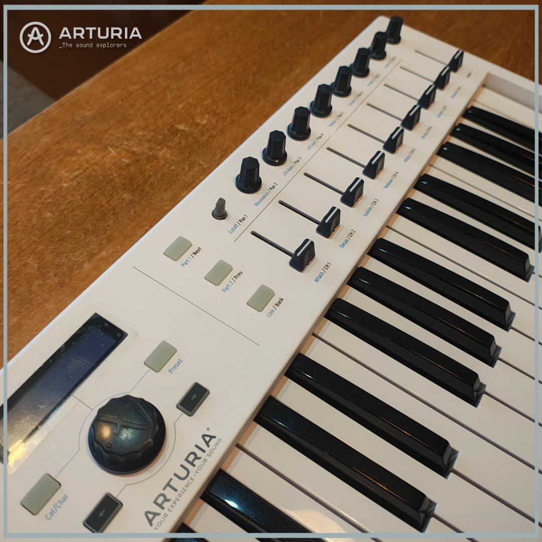 Arturia KEYLAB 49 Essential MIDIキーボード