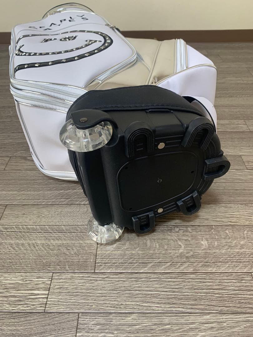 PEARLY GATES キャリー付　キャディバッグ　ホワイト&シルバー