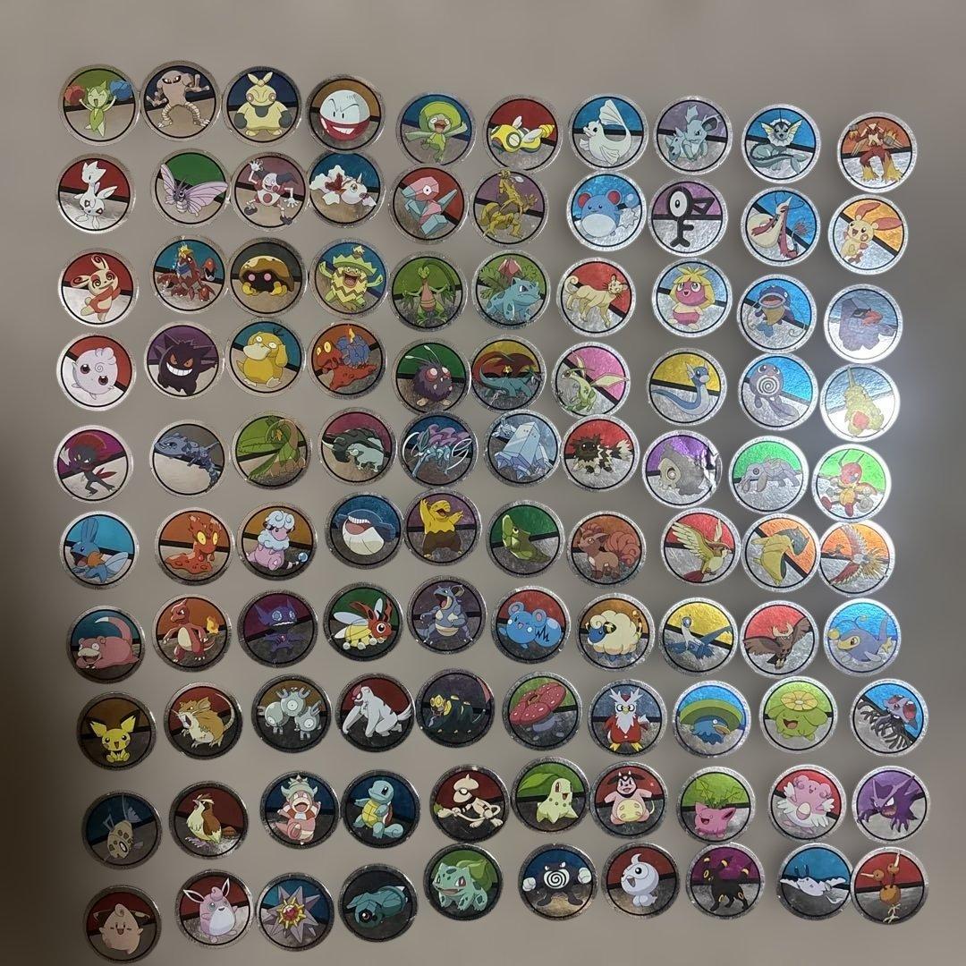 ポケモン ぎんピカ メダル 小学館　幼稚園 付録　収納缶付き257枚 非売品