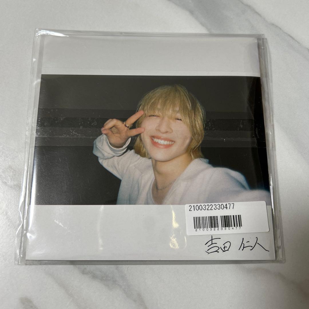 M!LK 吉田仁人26thアクスタ＆『さえない暮らし』ブックレット