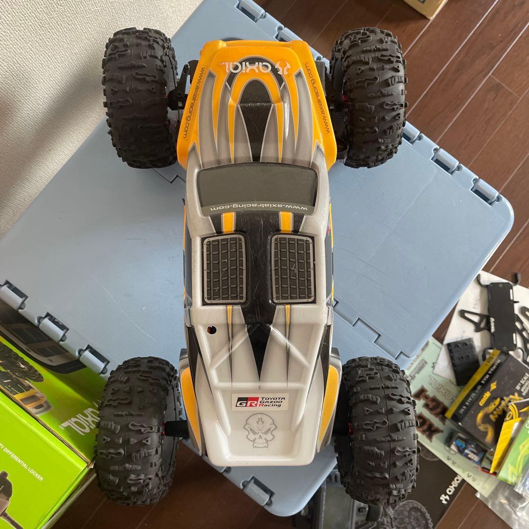けんです。プロポ受信機なし　Axial AX10 スコーピオン