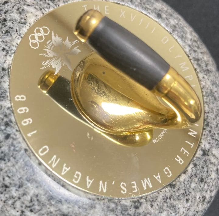 カーリングストーン　長野オリンピック公式　シリアルナンバー付き