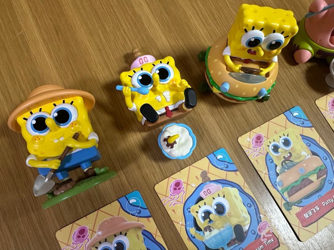 ポップマートコラボスポンジ・ボブ 6個セット
