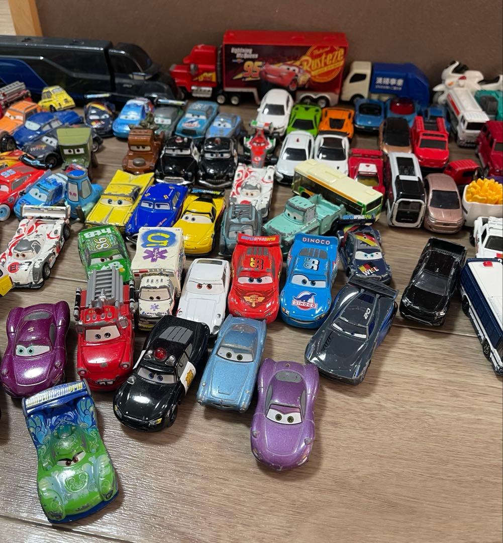 トミカ　カーズ　トーマス　100台以上まとめ売り　（廃盤レア含む）