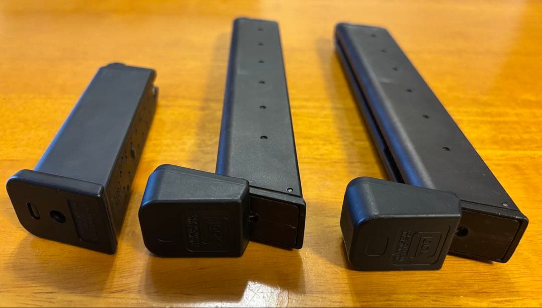 東京マルイ グロック18C (フルオート) ガスブローバック 50連マガジン付き