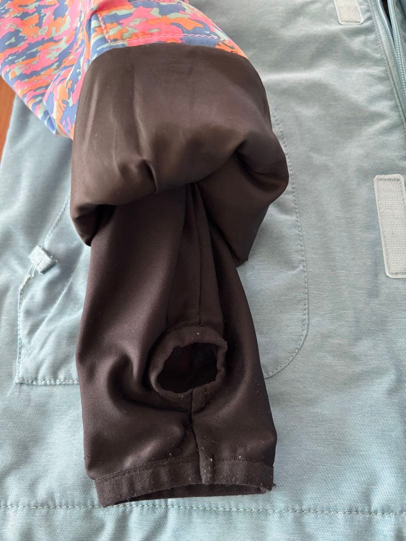 【お値下げ中】JEWEL×686スノーボードウェア Mサイズ　高機能