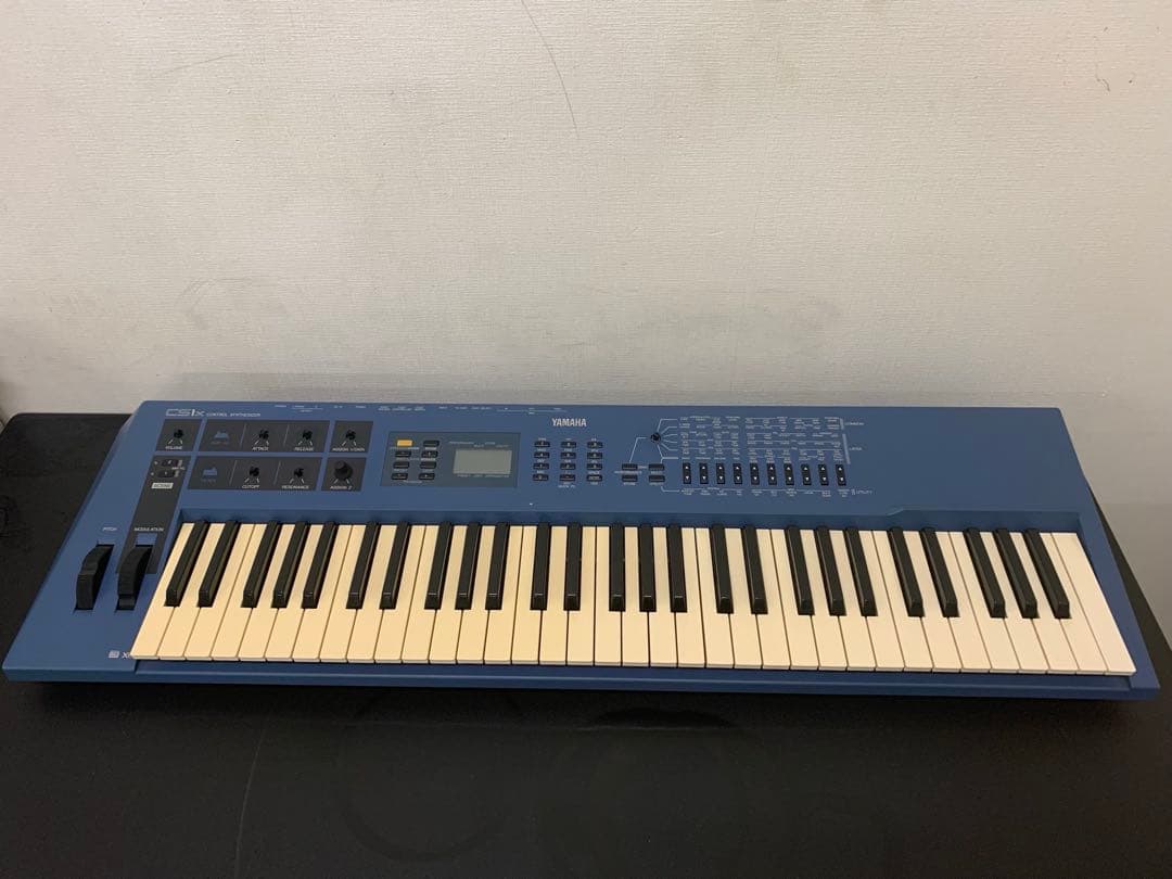 YAMAHA ヤマハ シンセサイザー CS1x ブルー キーボード