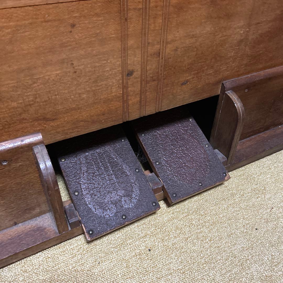 オルガン　アンティーク　骨董品　ディスプレイ　家具