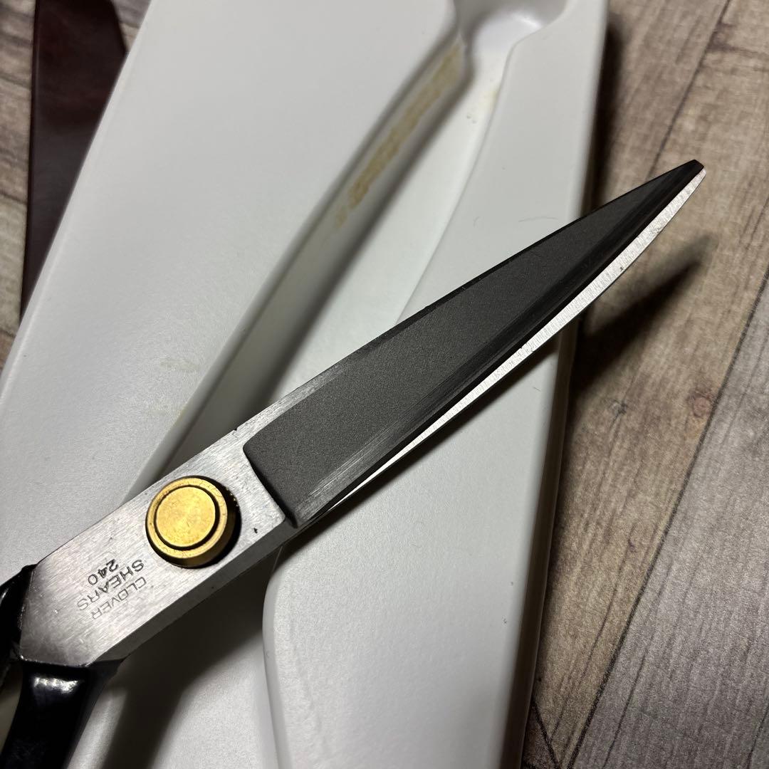 クロバー プロ仕様 青紙使用 裁ち鋏 裁ちバサミ 東鋏 24cm 洋裁 手芸