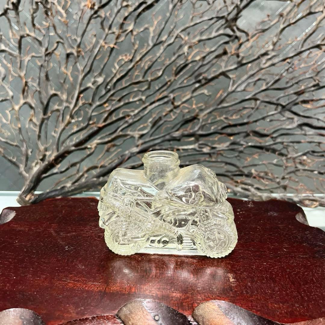 骨董　レトロガラス　時代　金平糖瓶　菓子瓶　バイク　単車　エンボス　ウラン