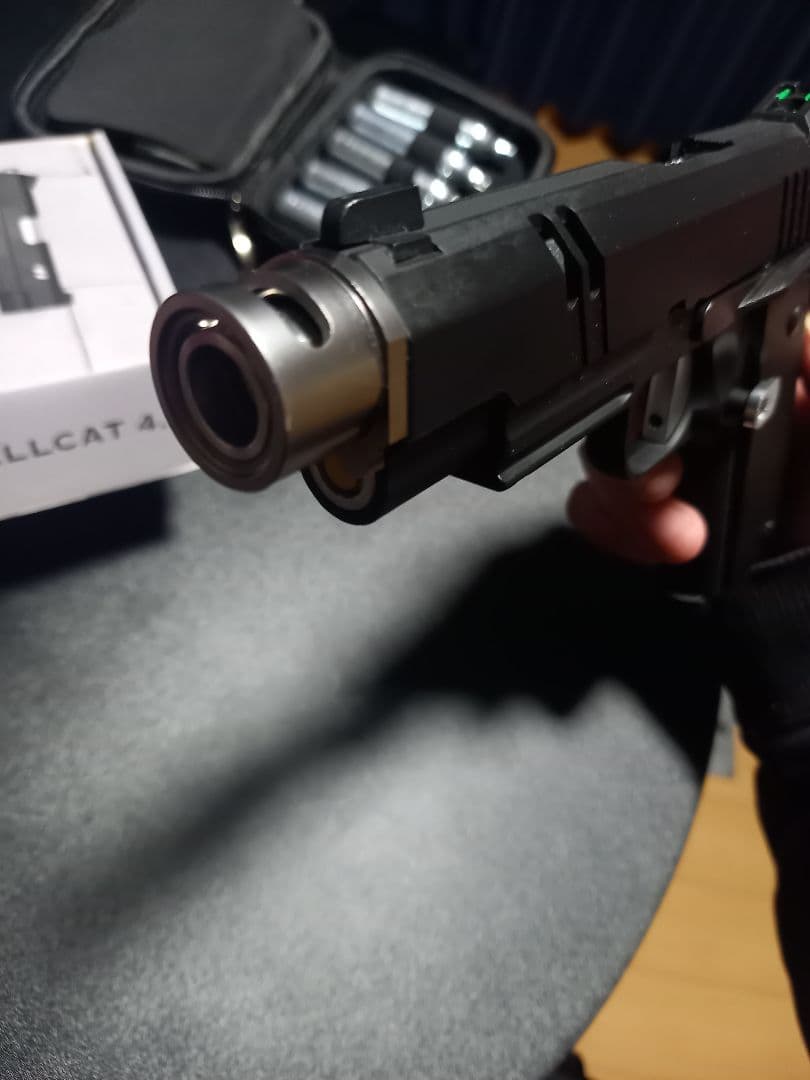 ク*ク様 carbon8 ヘルキャットカスタム　CO2ガスガン