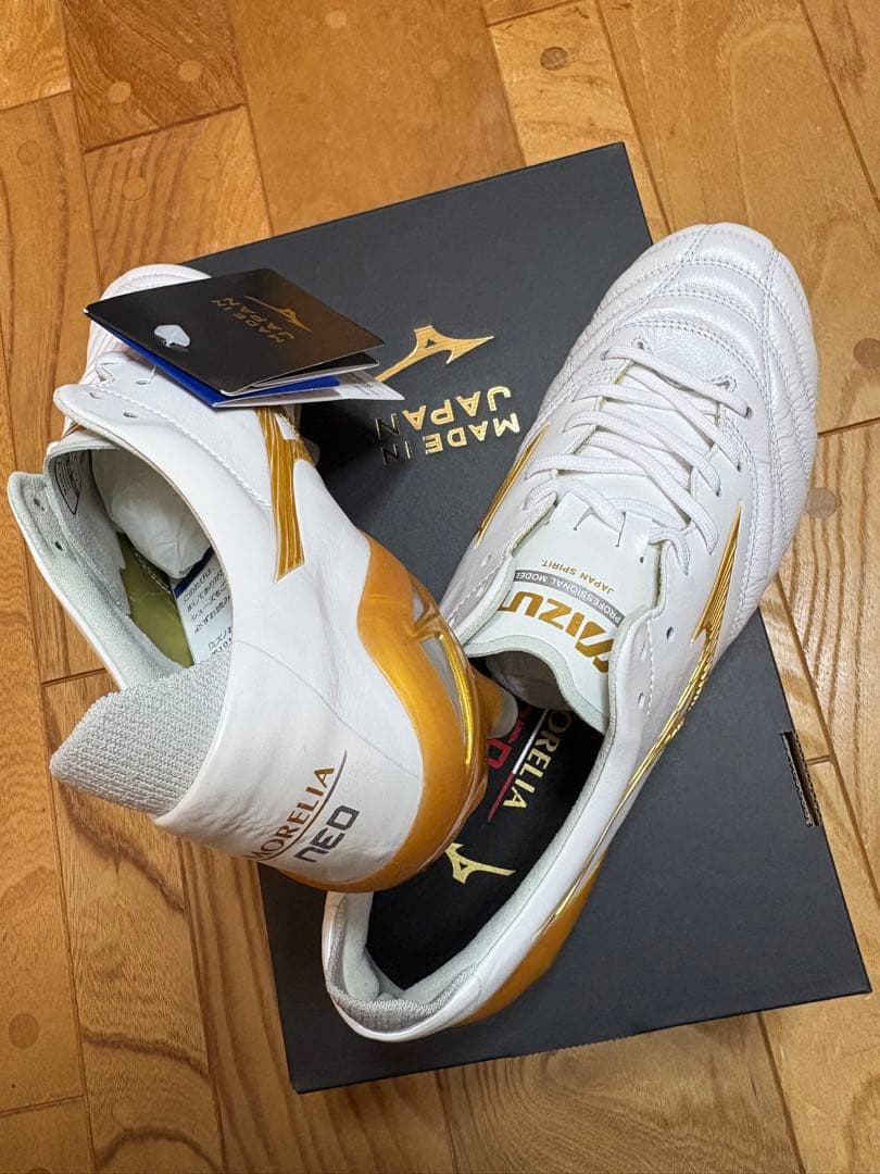 新品　最新　レアサイズ　ミズノ　モレリア ネオ4 JAPAN 23.5cm