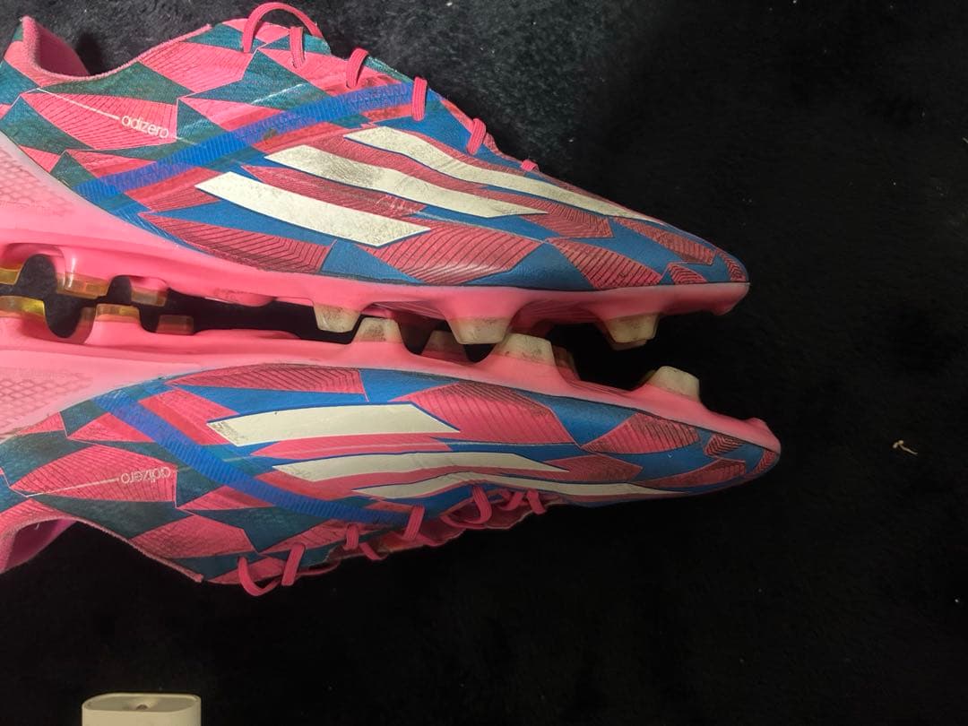 adidasサッカースパイク adizero f50 廃盤モデル