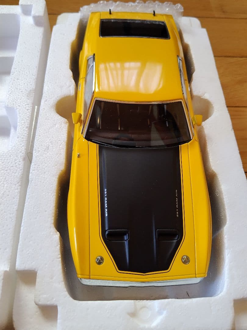 AUTOart「FORD MUSTANG MACH Ⅰ」1/18 scale