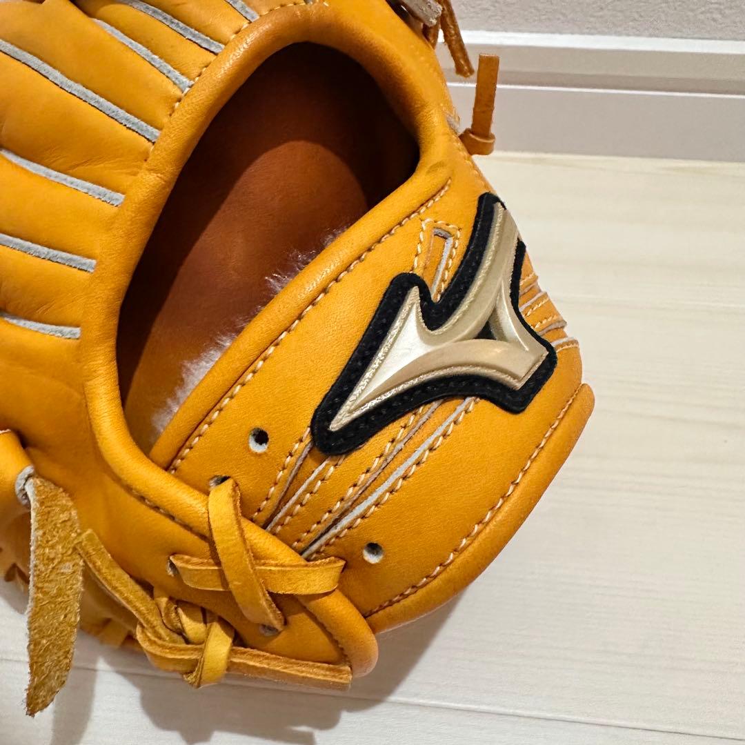 【極美品】　ミズノ　軟式用グローブ　グローバルエリート　内野手用　少年野球