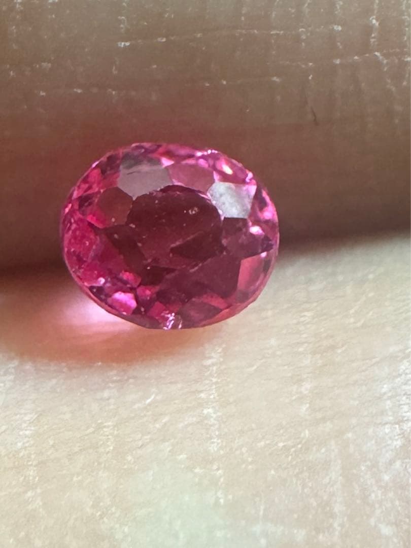 天然アヤナスピネル 0.320ct