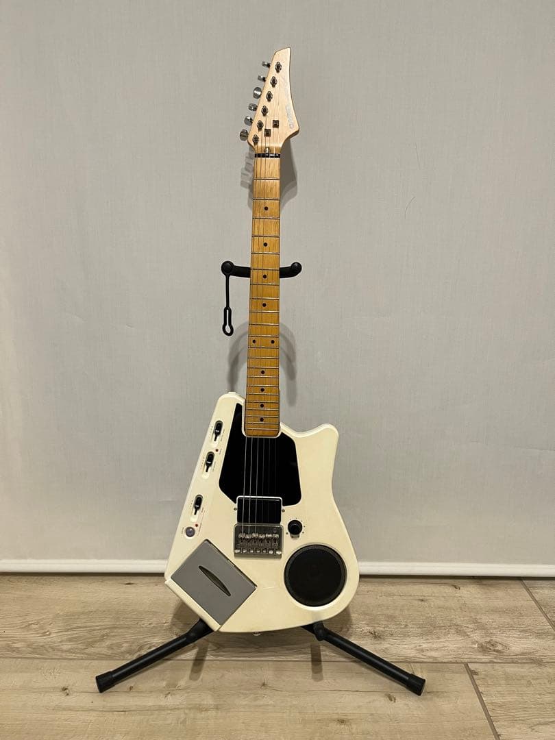 CASIO EG-5 エレキング アンプスピーカー内臓 エレキギター ホワイト