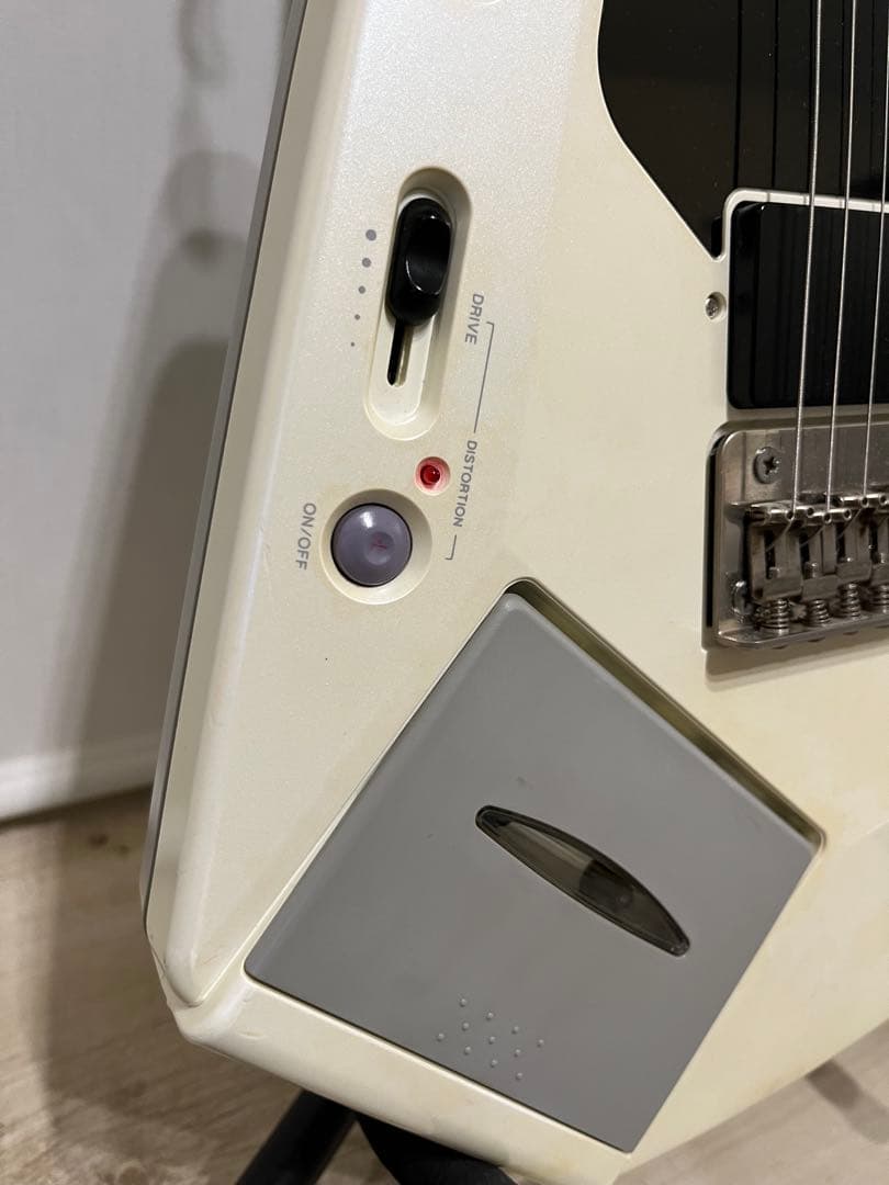 CASIO EG-5 エレキング アンプスピーカー内臓 エレキギター ホワイト