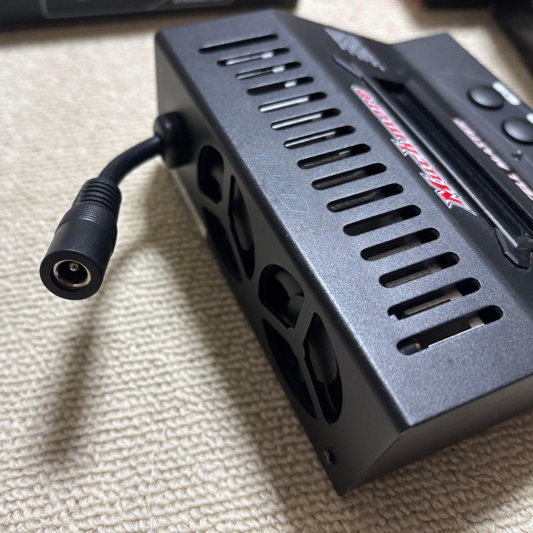 Muchmore CELL MASTER 充電器